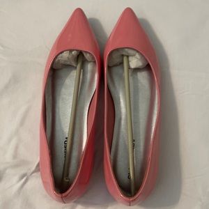 Pink flats, unworn NWOT point toe